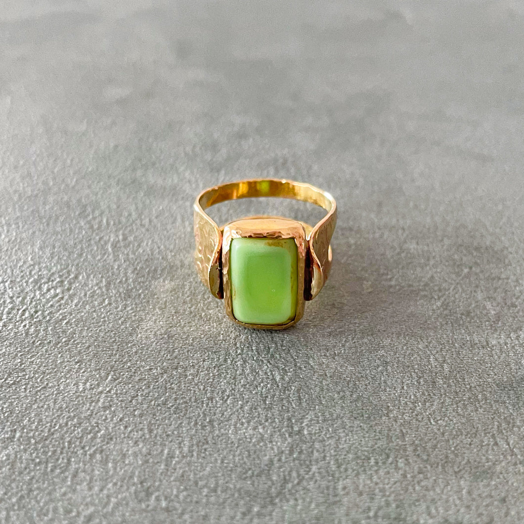 Spring chill Vintage Czech glass brass ring